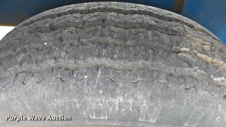 image for item DC3107 1999 Arnco TM3040 reel trailer