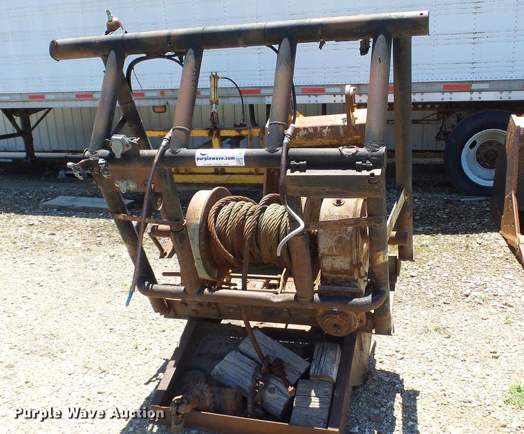 image for item DC4208 Braden winch