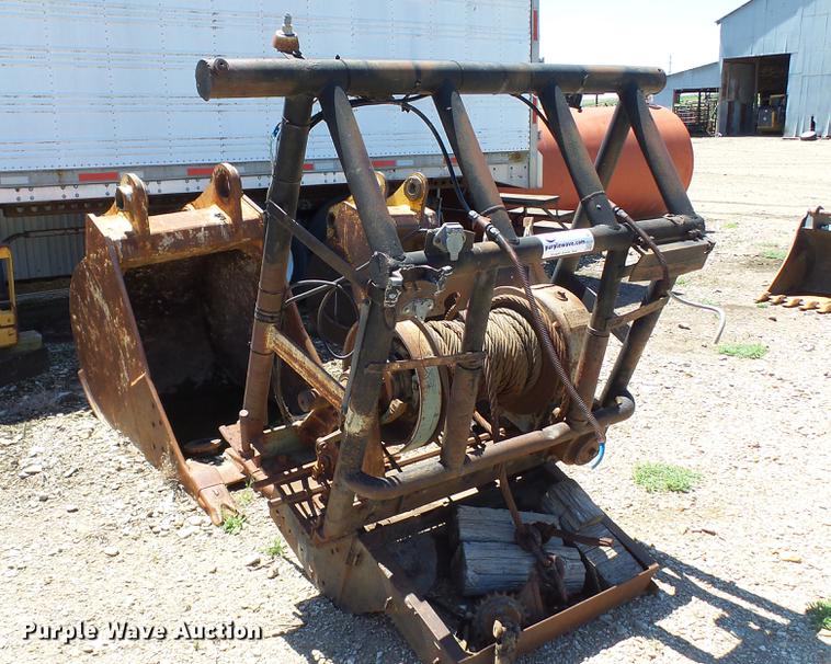 image for item DC4208 Braden winch