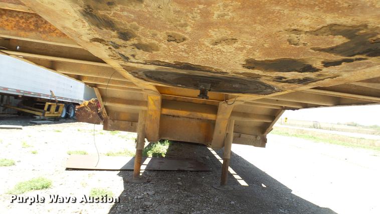 image for item DC4209 1970 Transport Trailers GPX25F lowboy equipment trailer