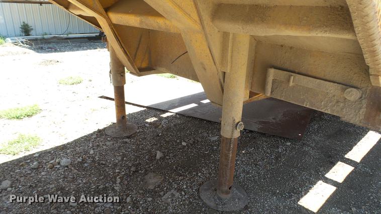 image for item DC4209 1970 Transport Trailers GPX25F lowboy equipment trailer