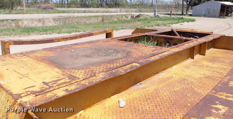 image for item DC4209 1970 Transport Trailers GPX25F lowboy equipment trailer