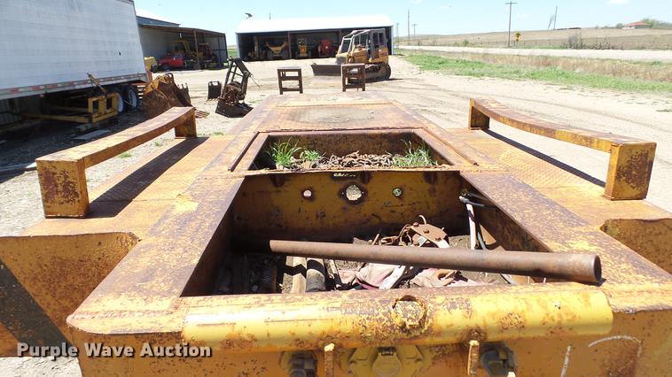 image for item DC4209 1970 Transport Trailers GPX25F lowboy equipment trailer