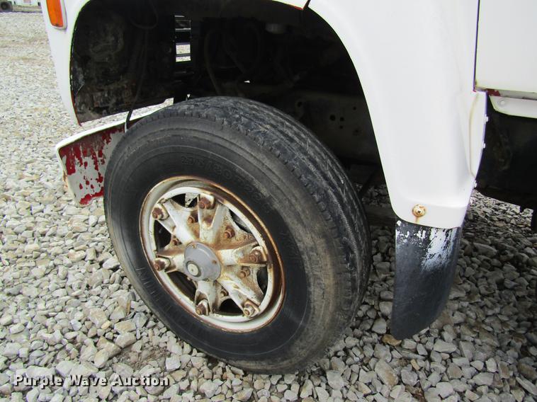 image for item DC4250 1985 Ford 8000 box truck