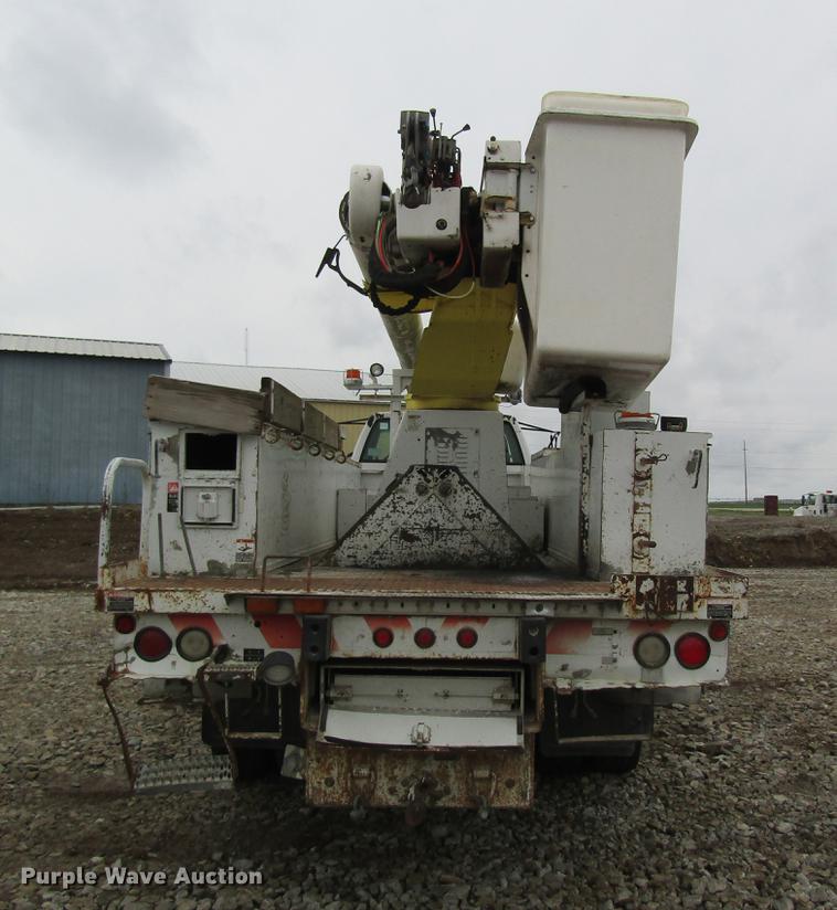 image for item DC4251 2000 Chevrolet C8500 bucket truck