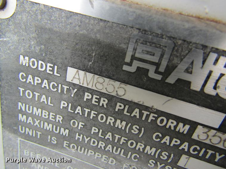 image for item DC4251 2000 Chevrolet C8500 bucket truck