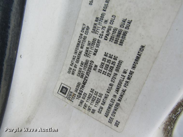 image for item DC4251 2000 Chevrolet C8500 bucket truck