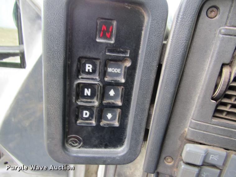 image for item DC4251 2000 Chevrolet C8500 bucket truck