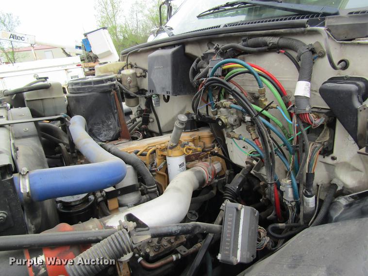 image for item DC4251 2000 Chevrolet C8500 bucket truck