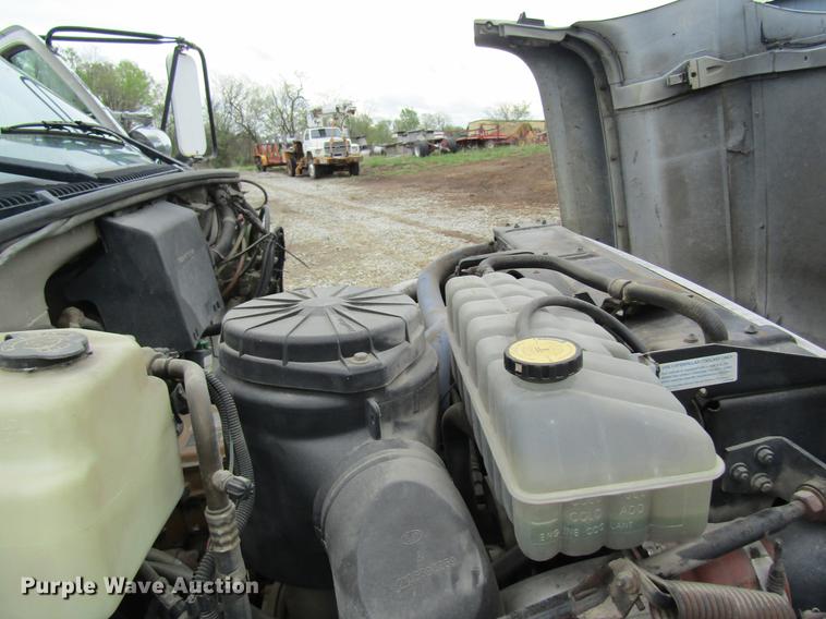 image for item DC4251 2000 Chevrolet C8500 bucket truck