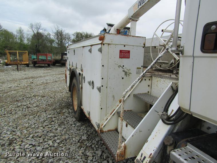 image for item DC4252 1998 Freightliner FL70 bucket truck