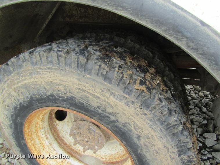 image for item DC4252 1998 Freightliner FL70 bucket truck