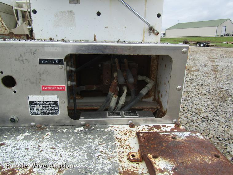 image for item DC4252 1998 Freightliner FL70 bucket truck