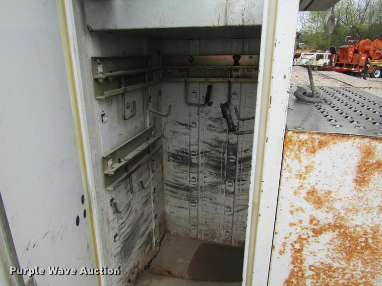 image for item DC4252 1998 Freightliner FL70 bucket truck