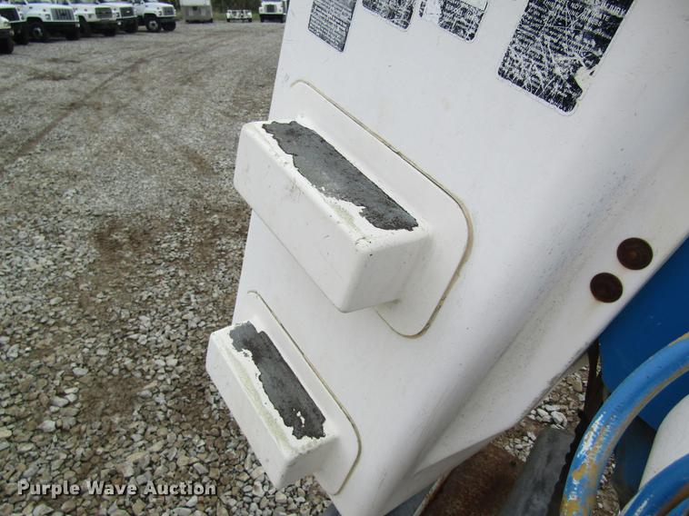 image for item DC4252 1998 Freightliner FL70 bucket truck