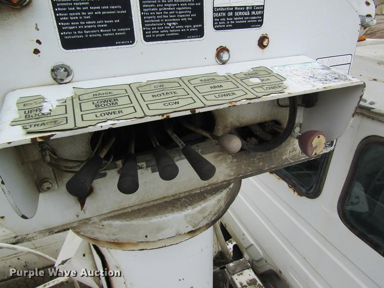 image for item DC4252 1998 Freightliner FL70 bucket truck