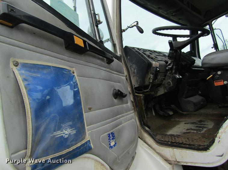 image for item DC4252 1998 Freightliner FL70 bucket truck