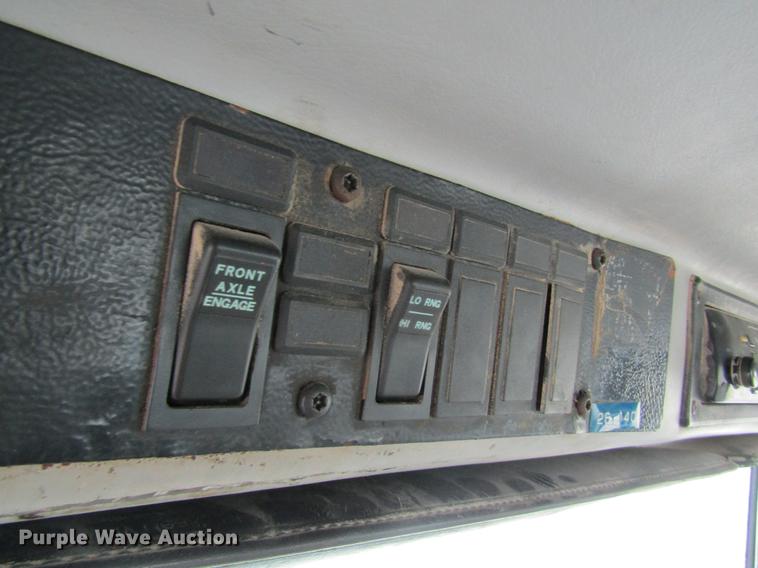 image for item DC4252 1998 Freightliner FL70 bucket truck