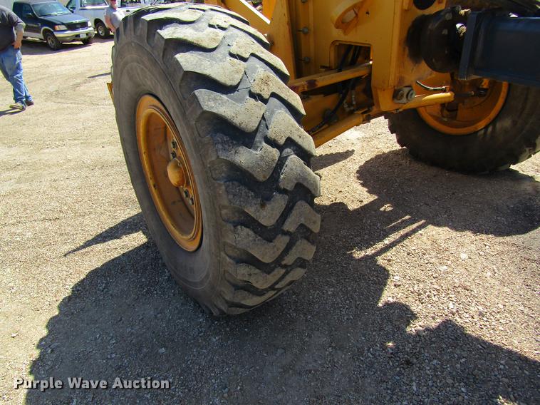 image for item DC4311 2006 John Deere 770D motor grader