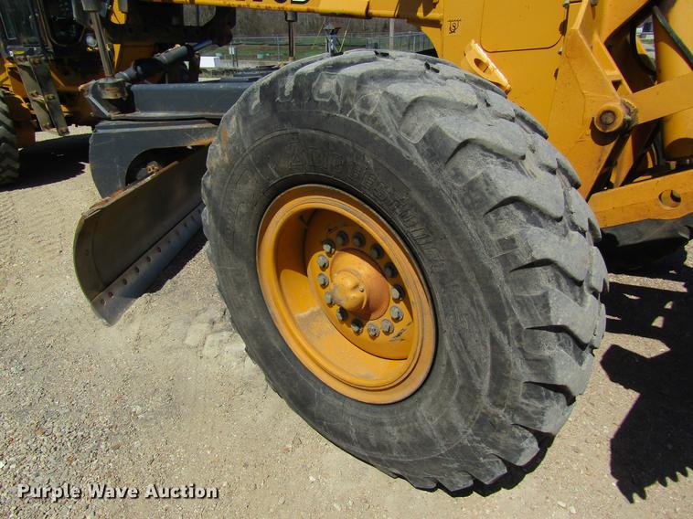 image for item DC4311 2006 John Deere 770D motor grader