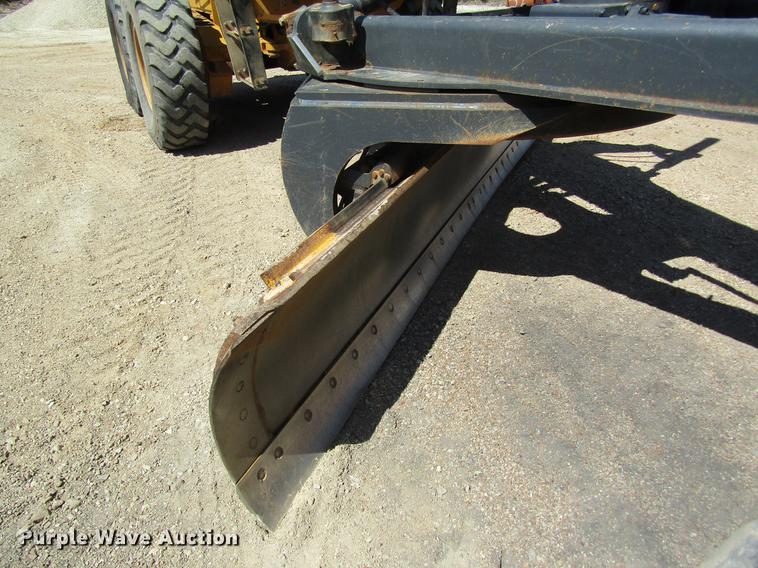 image for item DC4311 2006 John Deere 770D motor grader