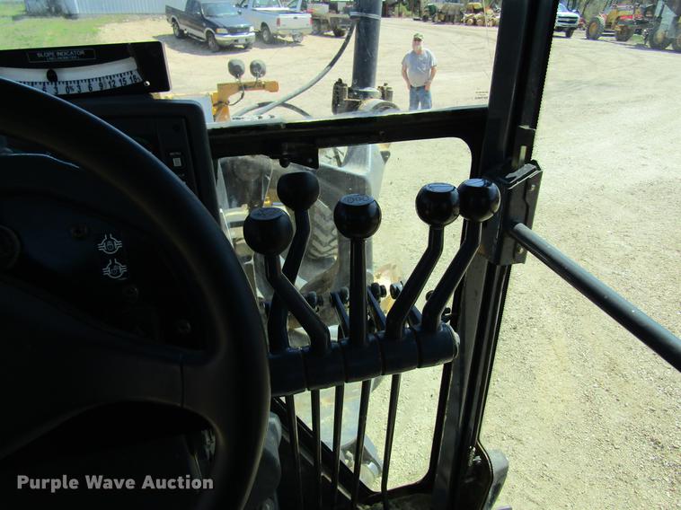 image for item DC4311 2006 John Deere 770D motor grader