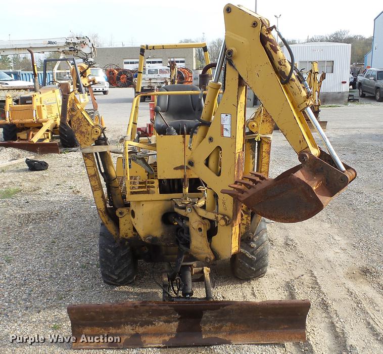 image for item DC5539 1997 Vermeer V450A trencher