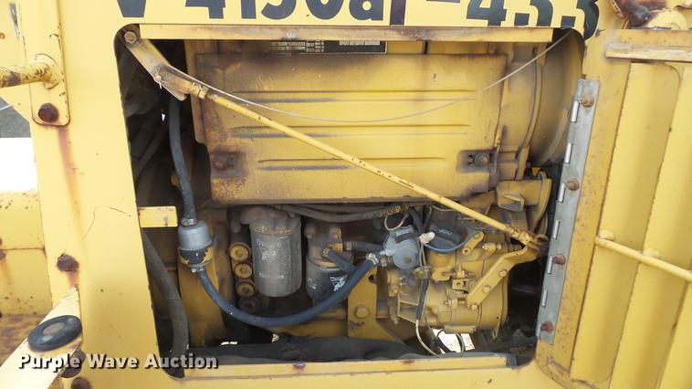 image for item DC5539 1997 Vermeer V450A trencher