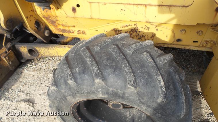 image for item DC5539 1997 Vermeer V450A trencher