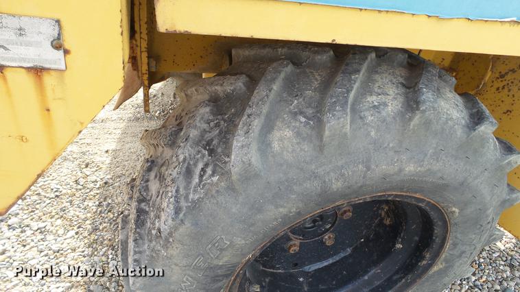 image for item DC5539 1997 Vermeer V450A trencher