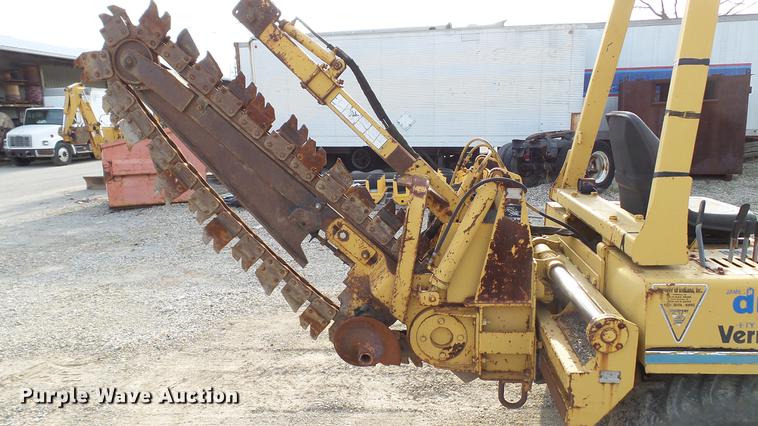 image for item DC5539 1997 Vermeer V450A trencher