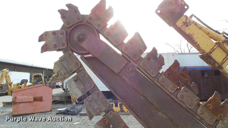 image for item DC5539 1997 Vermeer V450A trencher