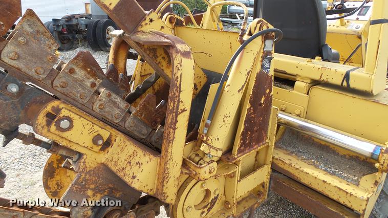 image for item DC5539 1997 Vermeer V450A trencher