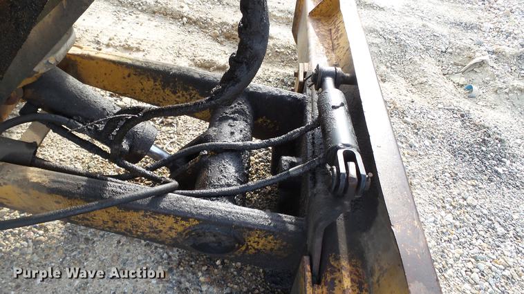 image for item DC5539 1997 Vermeer V450A trencher