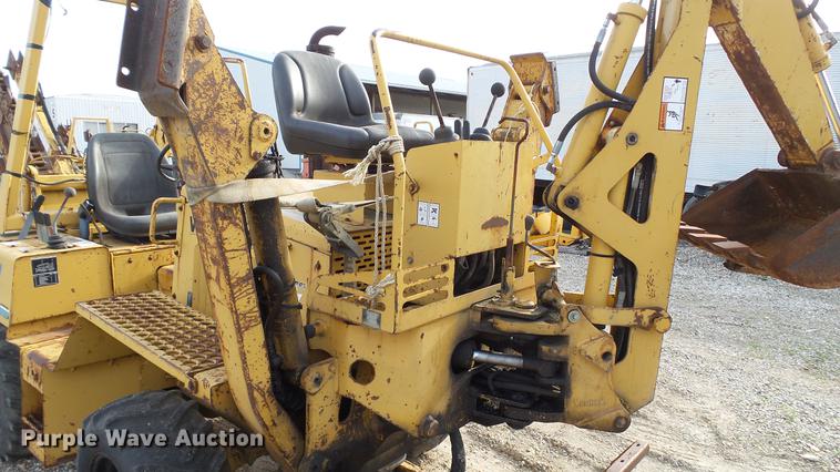 image for item DC5539 1997 Vermeer V450A trencher