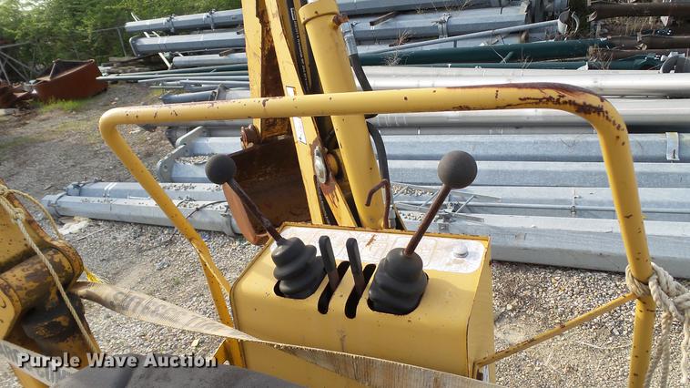 image for item DC5539 1997 Vermeer V450A trencher