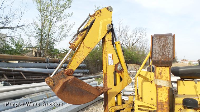 image for item DC5539 1997 Vermeer V450A trencher