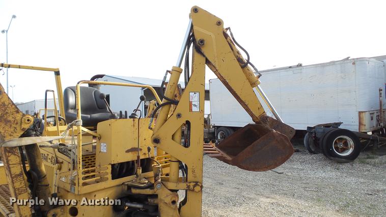 image for item DC5539 1997 Vermeer V450A trencher