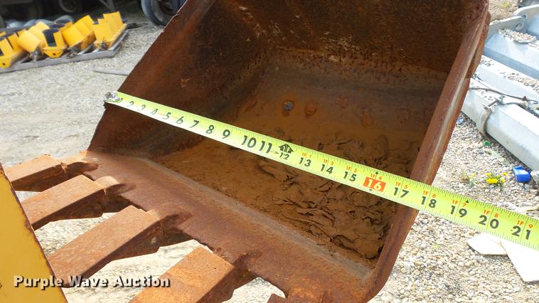 image for item DC5539 1997 Vermeer V450A trencher