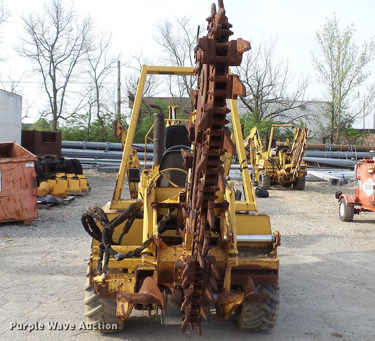 image for item DC5540 1996 Vermeer V4150A trencher