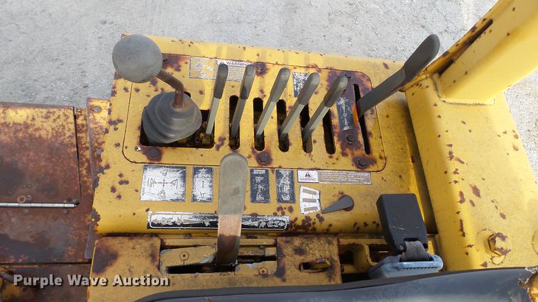 image for item DC5540 1996 Vermeer V4150A trencher