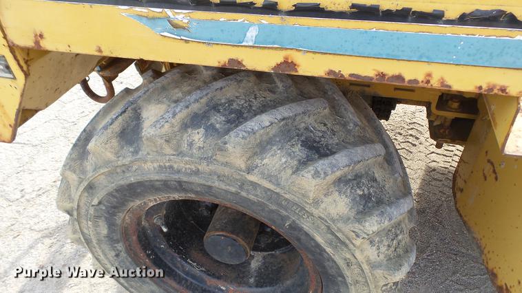 image for item DC5540 1996 Vermeer V4150A trencher