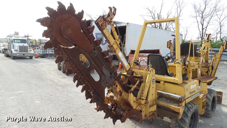 image for item DC5540 1996 Vermeer V4150A trencher