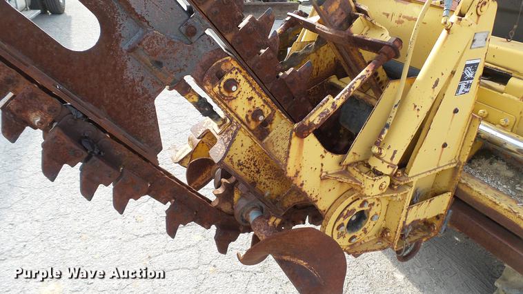 image for item DC5540 1996 Vermeer V4150A trencher