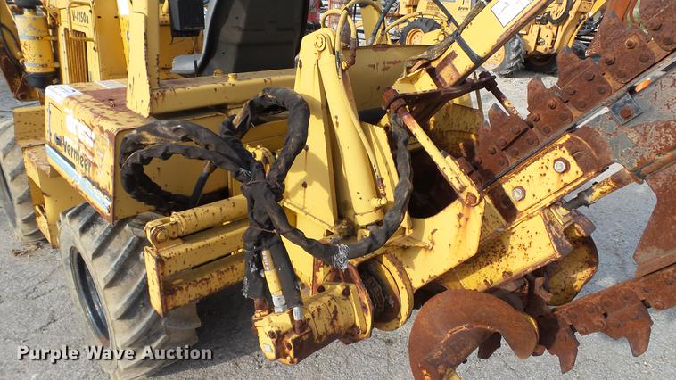 image for item DC5540 1996 Vermeer V4150A trencher