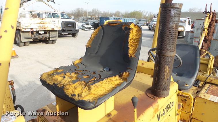 image for item DC5540 1996 Vermeer V4150A trencher