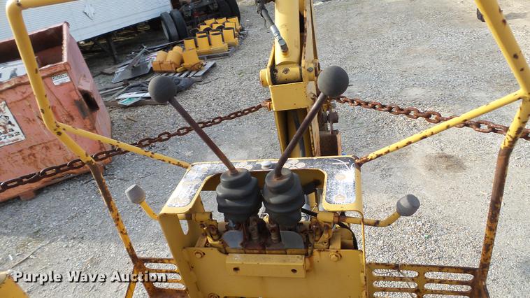 image for item DC5540 1996 Vermeer V4150A trencher