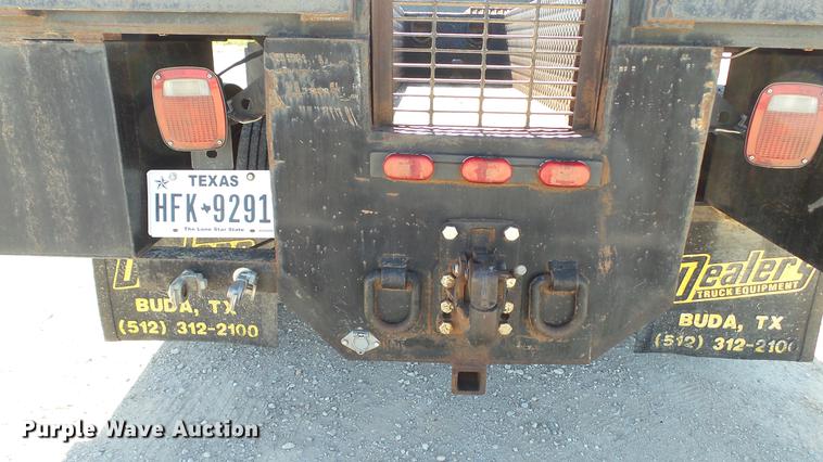 image for item DC5551 1998 International 4700 flatbed truck