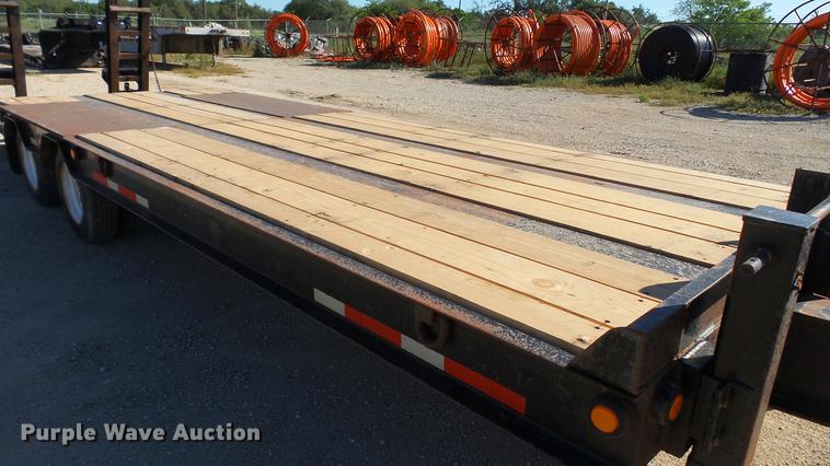 image for item DC5554 2005 Belshe equipment trailer