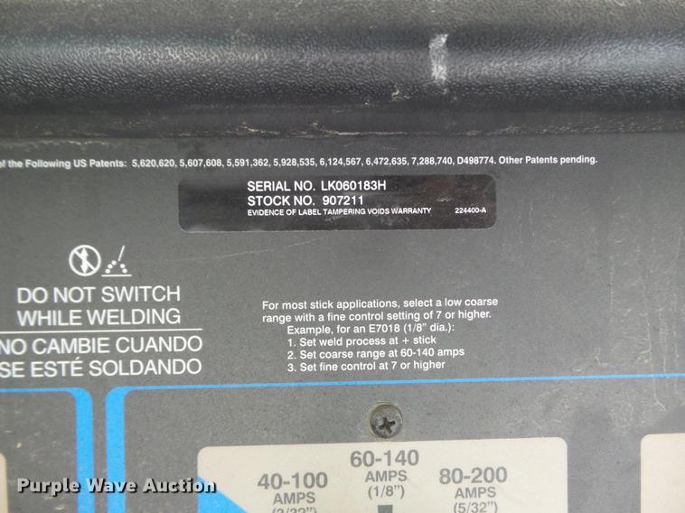 image for item DC7336 2010 Kenworth T370 service truck with crane